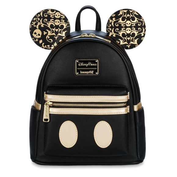 Pirates of the Caribbean Main Attraction Loungefly Backpack - Picture 1 of 1